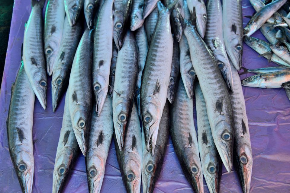 トゥアランの魚市場